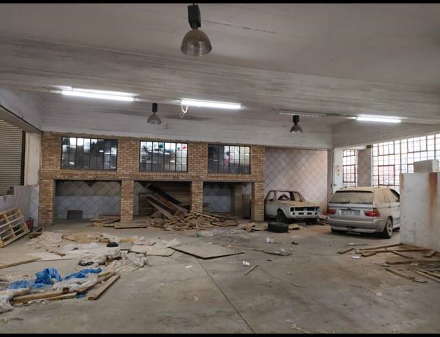 1,000M² WAREHOUSE TO LET IN KRUGERSDORP CENTRAL